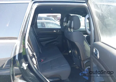 2018 Jeep Grand Cherokee Laredo E 4X4 z USA, uszkodzony, nr VIN 1C4RJFAG6JC143652